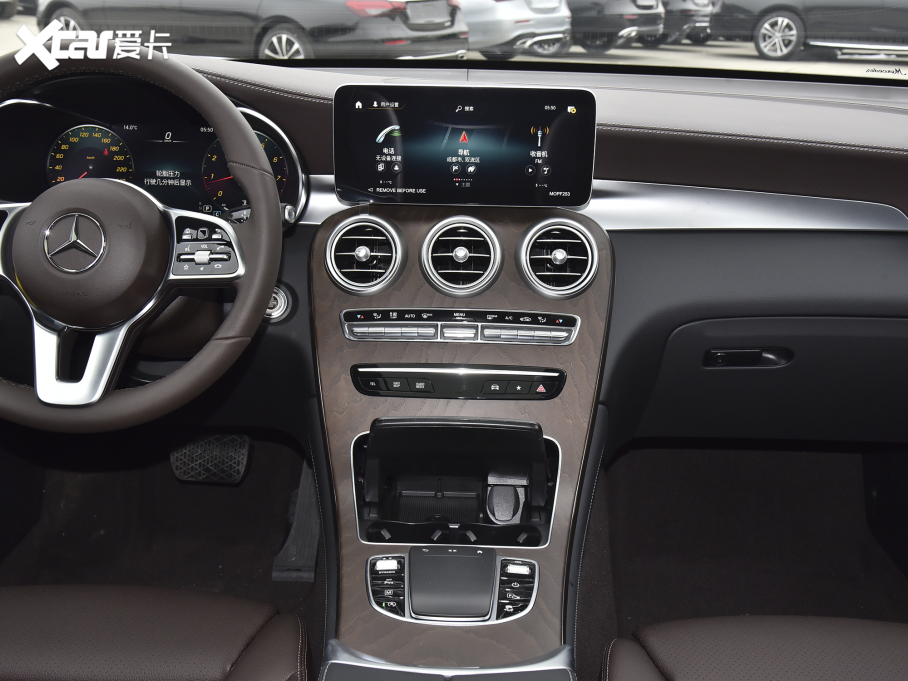 【2022款奔驰glc 改款 300 l 4matic 动感型_中控区 _7/149张图片】
