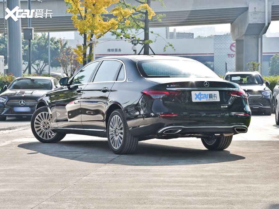 2022款奔馳e級 e 300 l 尊貴型