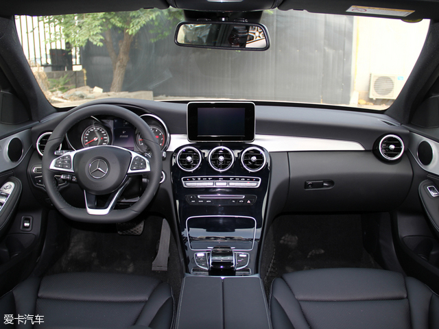 北京奔驰2015款奔驰c级