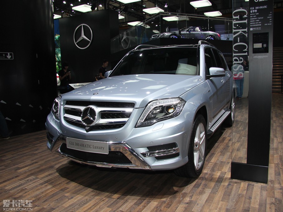 【2015款奔馳glk級極致版 glk 300 4matic 豪華型_整體外觀_8/579張