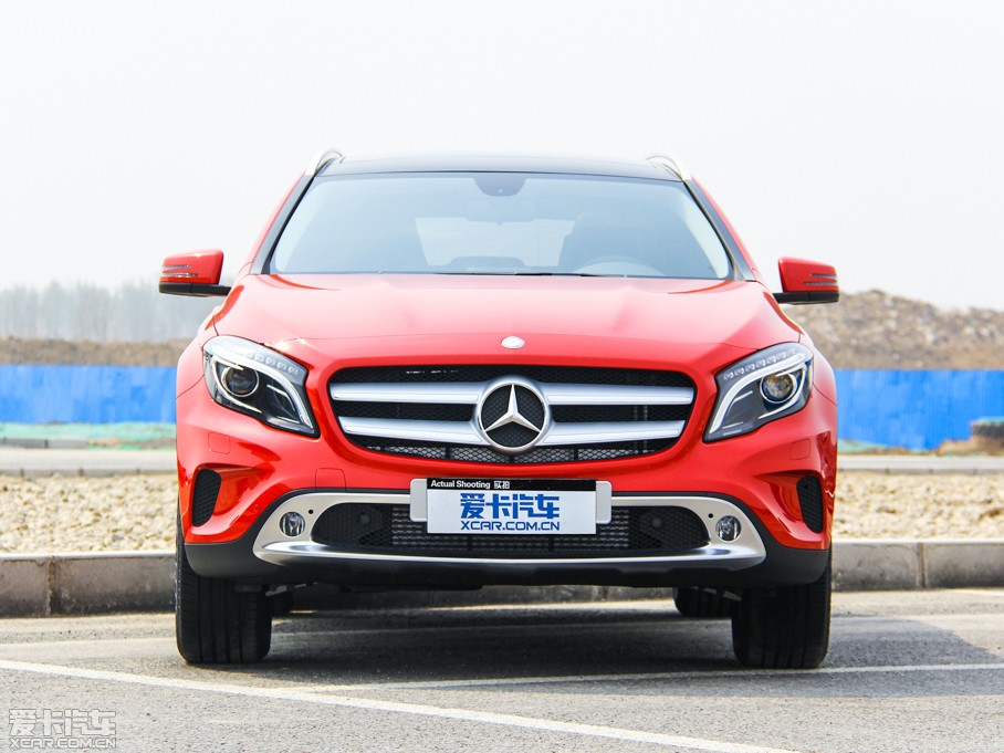 2015GLA GLA 220 4MATIC 