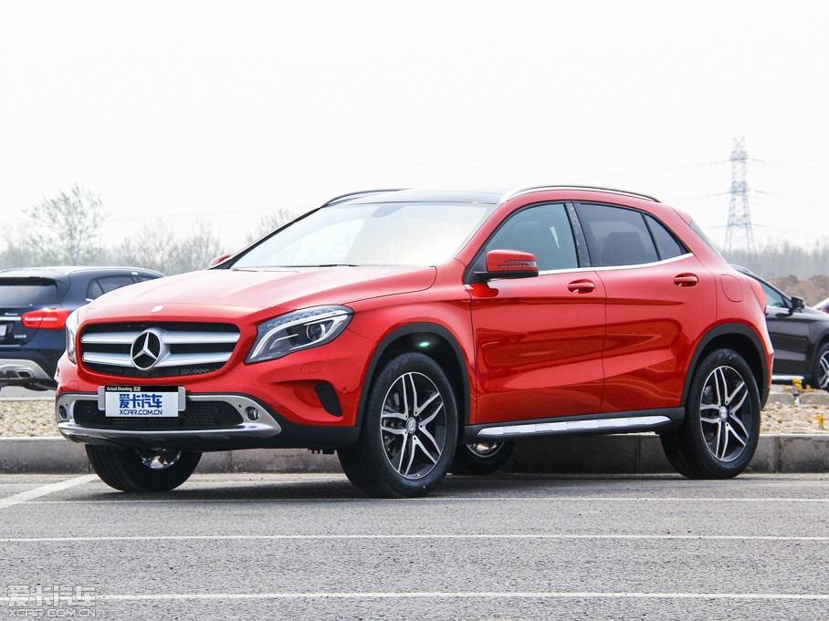 2015GLA GLA 220 4MATIC 