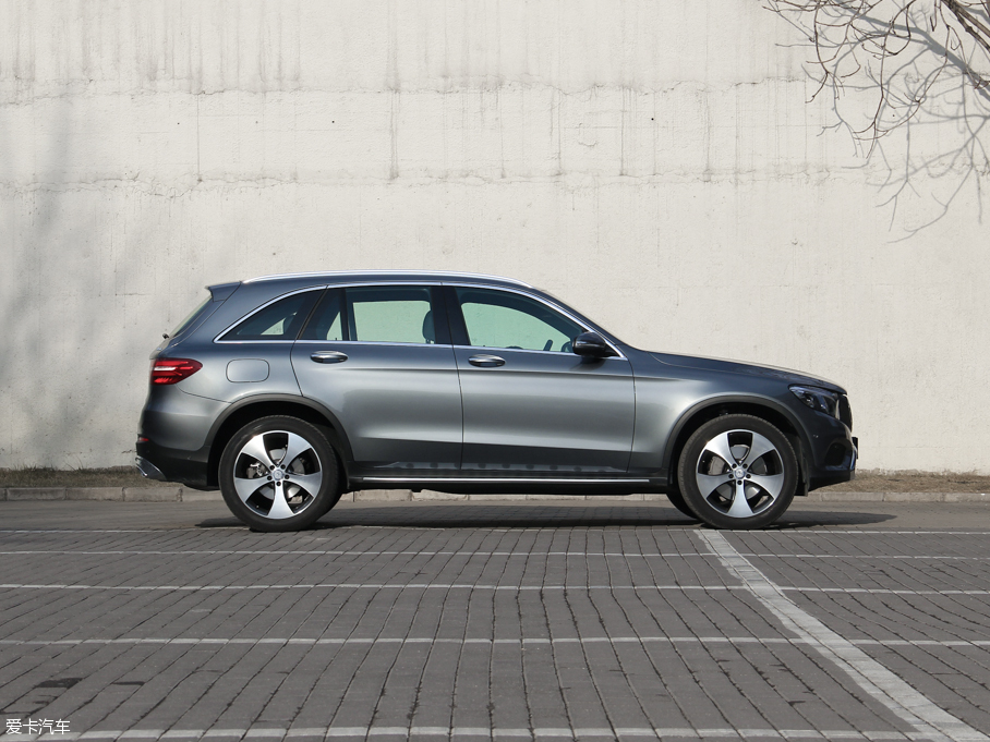 2016GLC GLC 300 4MATIC