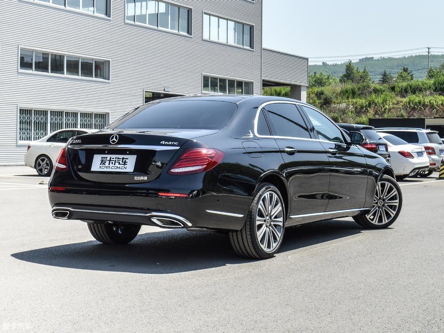 2017款奔馳e級e 320l 4matic