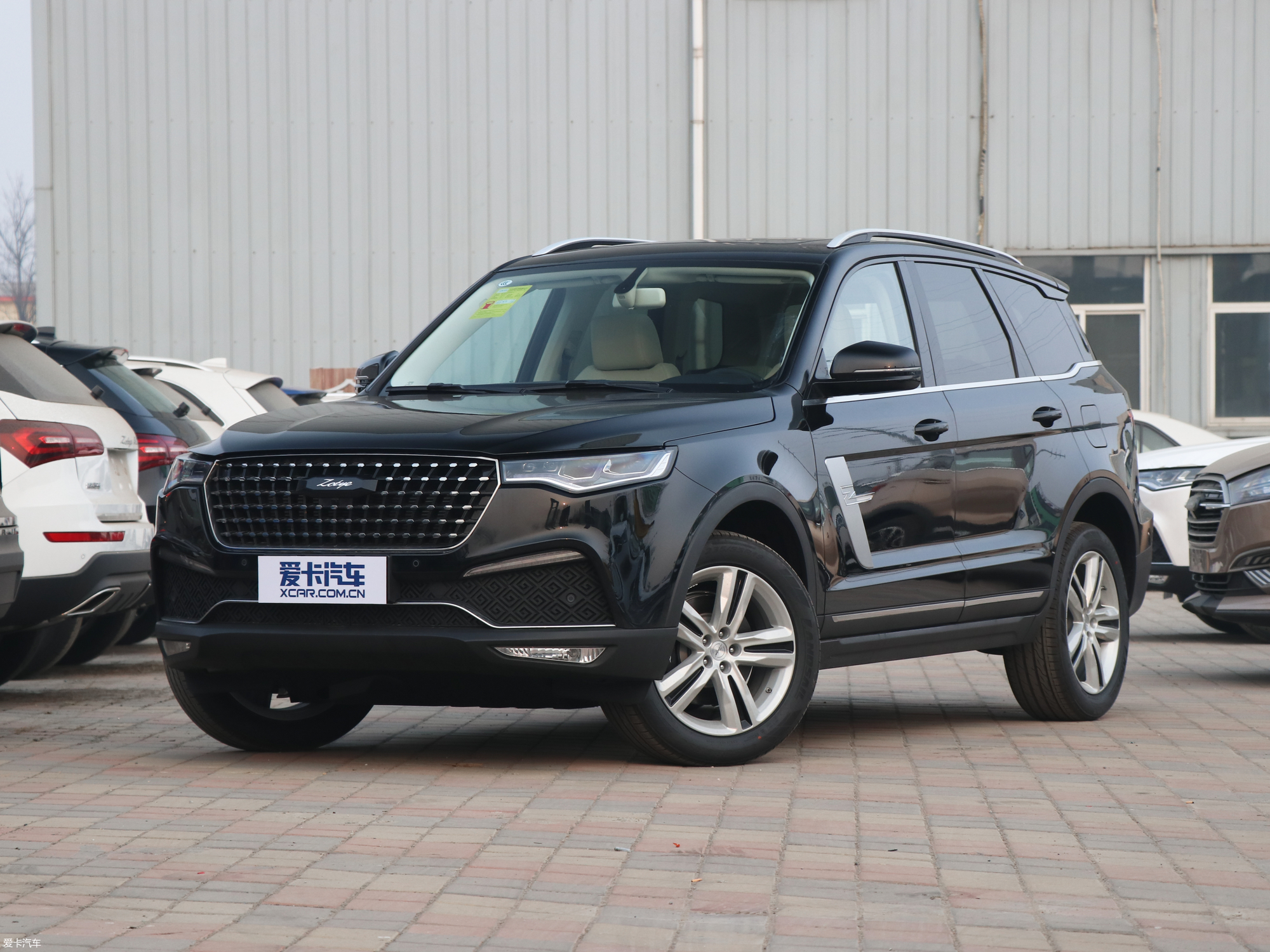 【2018款众泰t8002.