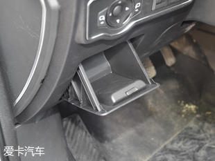 众泰汽车2017款众泰Z560