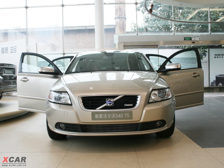 2010款沃尔沃s40t5