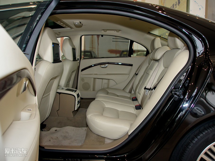 2011款沃尔沃s80l3.0t t6 四驱智雅版