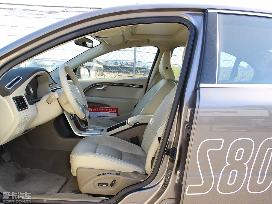 2012ֶS80L 3.0T T6 Ű