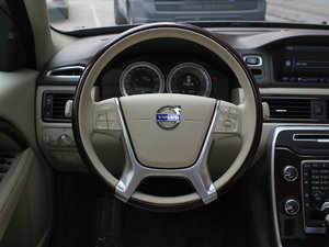 2012ֶS80L