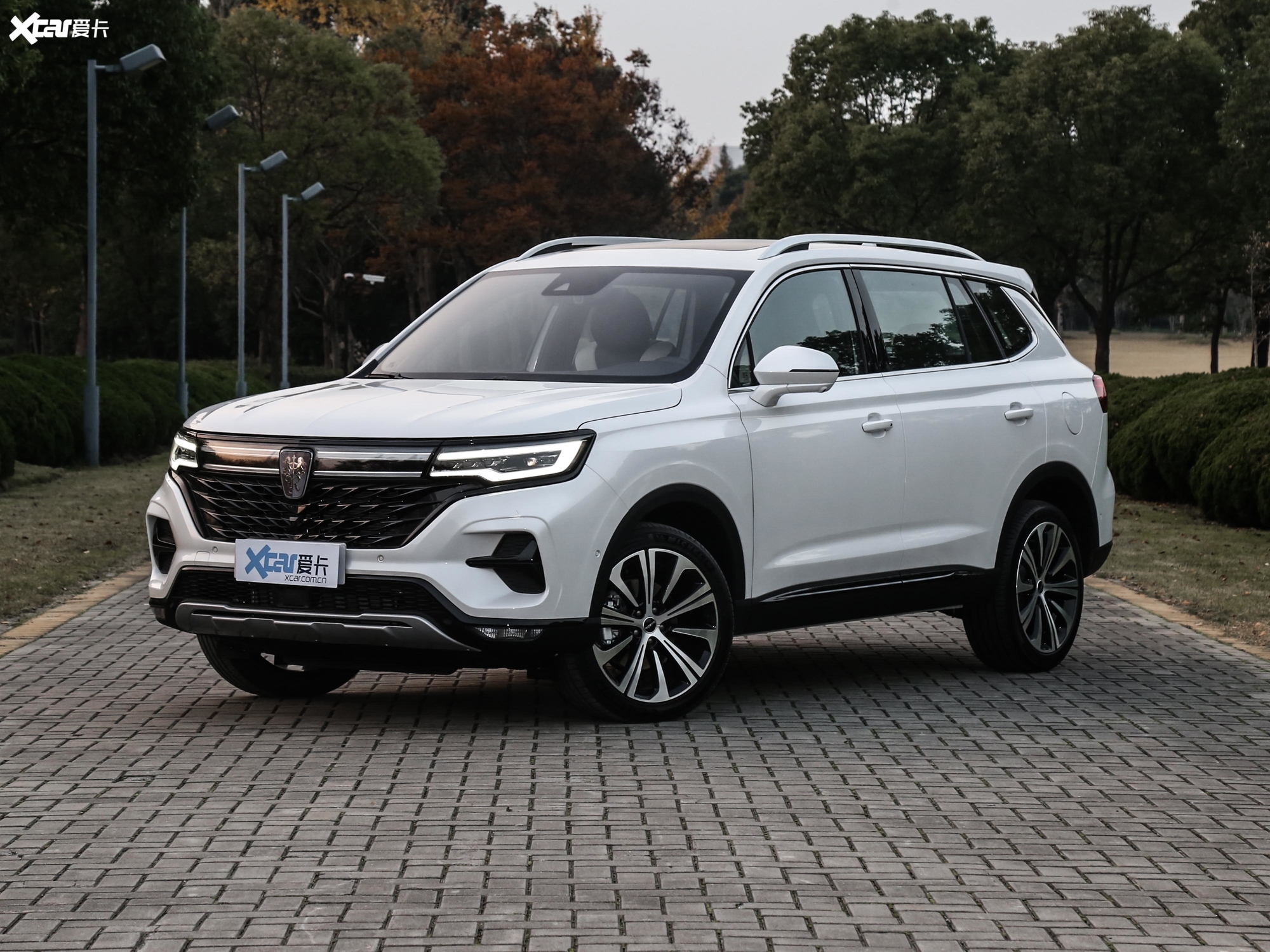 【2021款荣威rx5 maxsupreme系列 400tgi 自动四驱顶配版_整体外观_23