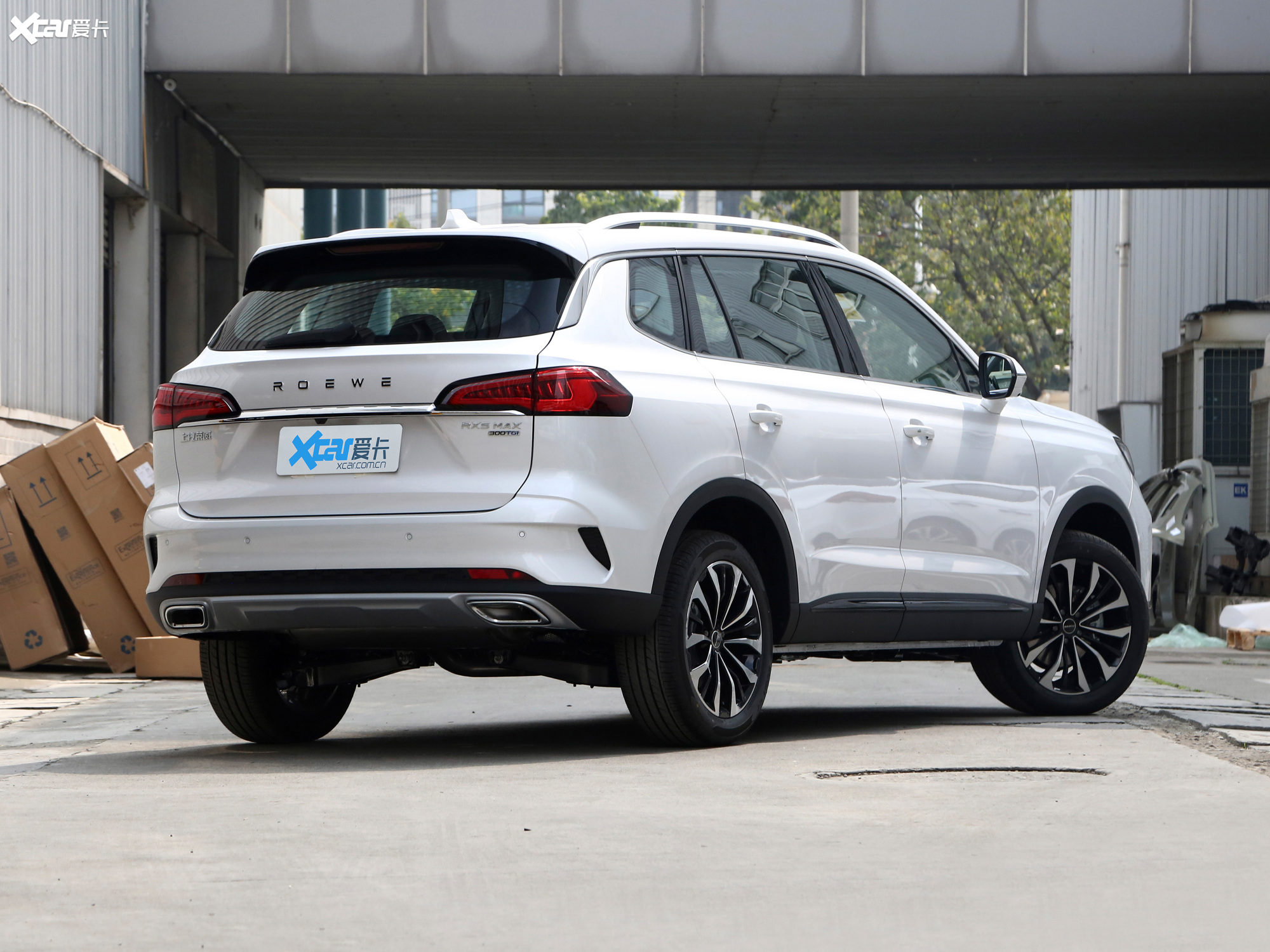 【2021款荣威rx5 maxsupreme系列 300tgi 自动智能座舱版_整体外观_21