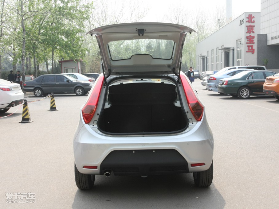 2011MG3 1.5L AMTӢ