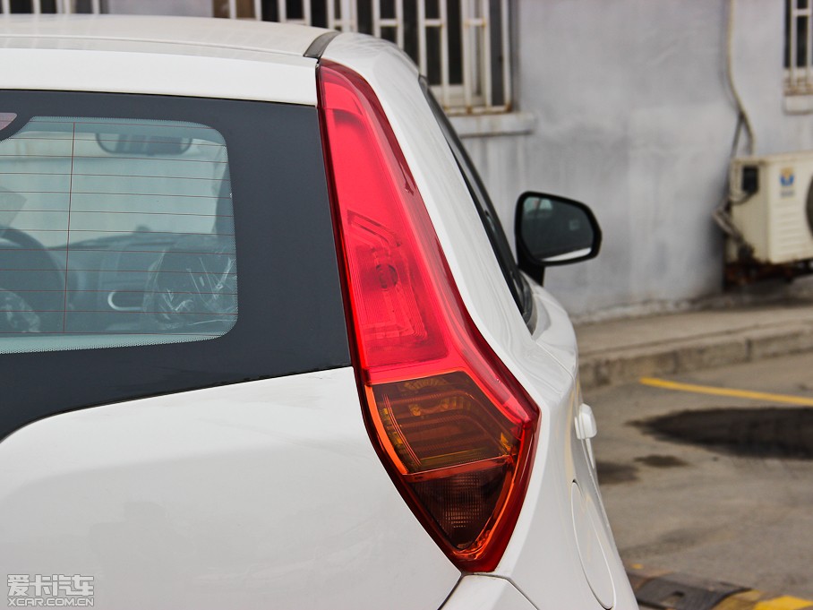 2014MG3 1.5L AMTӢ