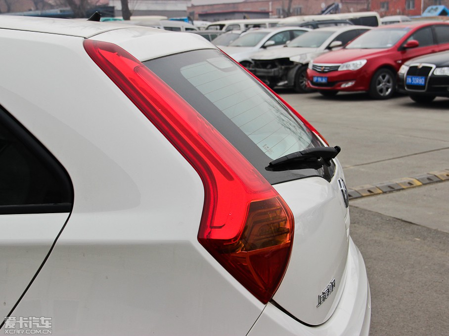 2014MG3 1.5L AMTӢ