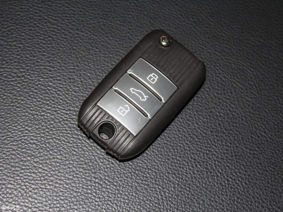 2017款名爵zs16t 自动旗舰互联网版