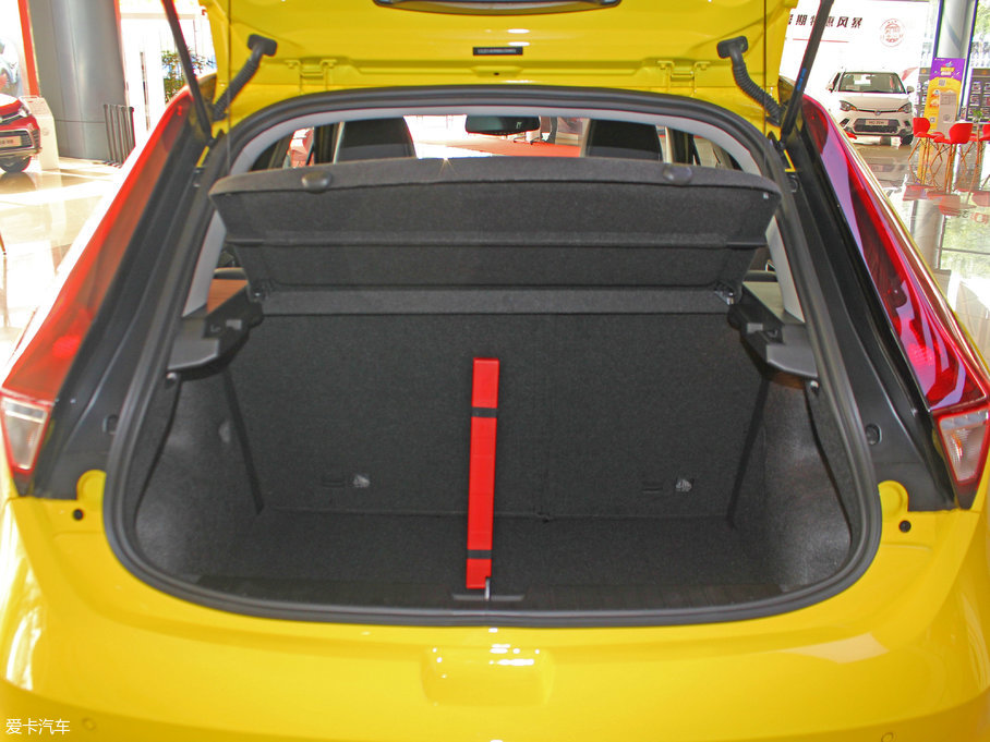 2017MG3 1.5L Զ