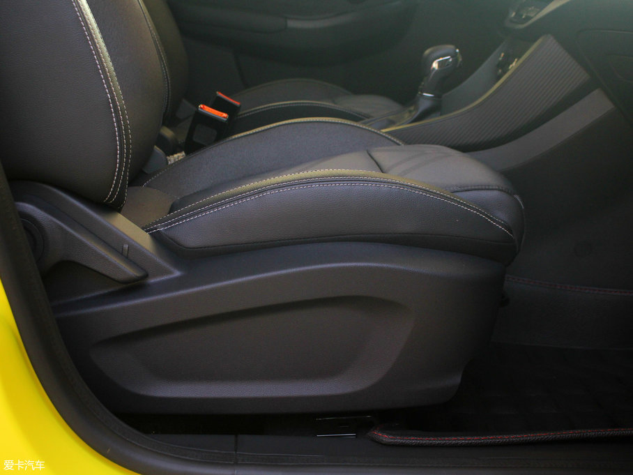 2017MG3 1.5L Զ