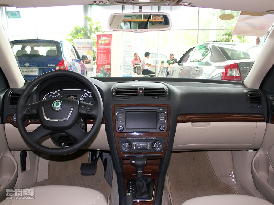 2010񾭵 1.6L Զ