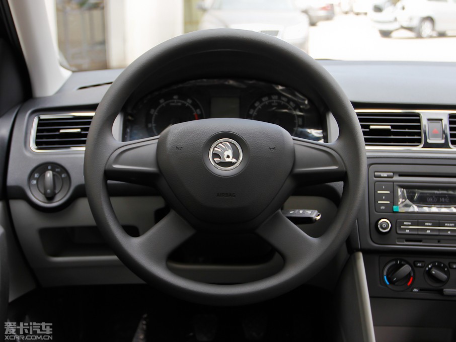 2013 1.6L ֶѡ