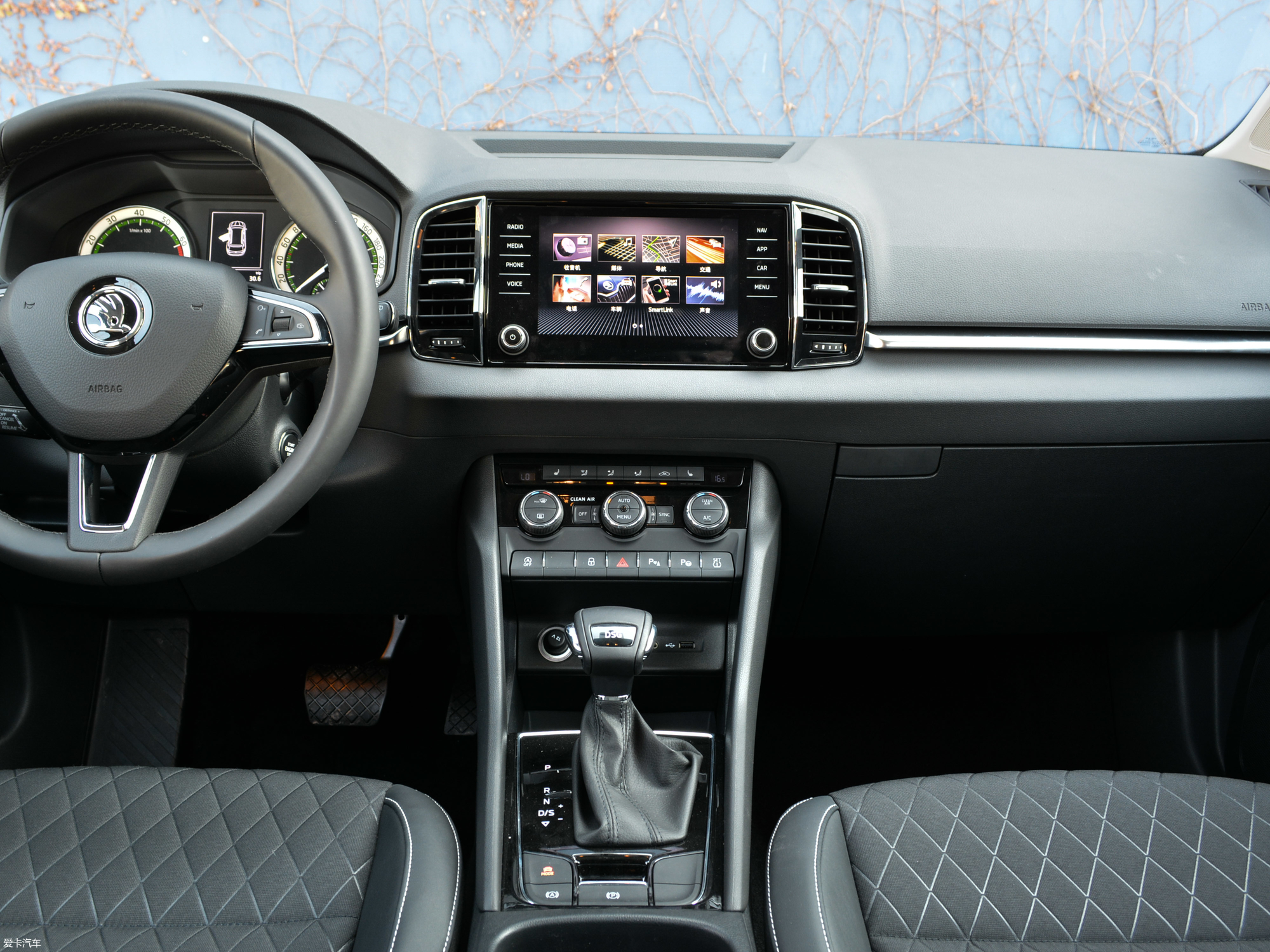 爱卡首页 汽车图片 斯柯达 柯珞克 2018款试装车  2018款柯珞克 tsi