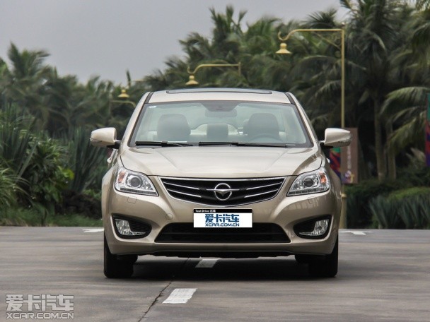 海马汽车2014款海马M8
