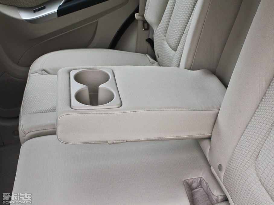 2013S7 2.0L Զа
