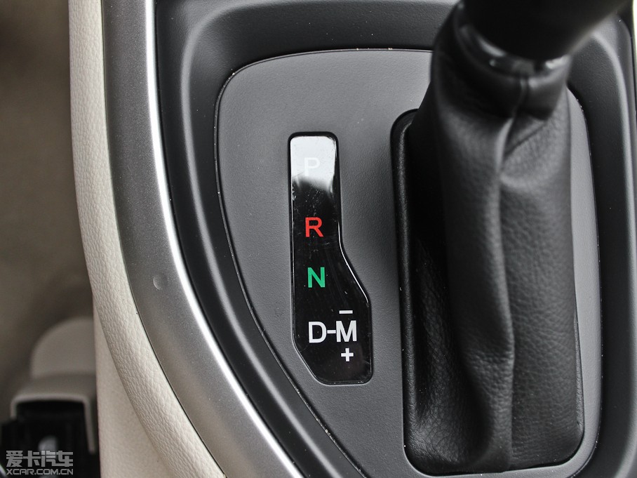 2013S7 2.0L Զа