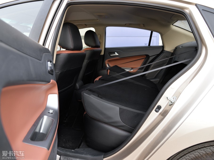 2015款福美来1.5t 自动行政尊尚型