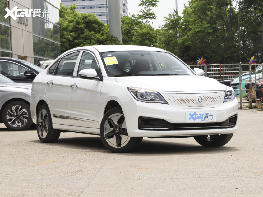 东风风神2021款风神e70