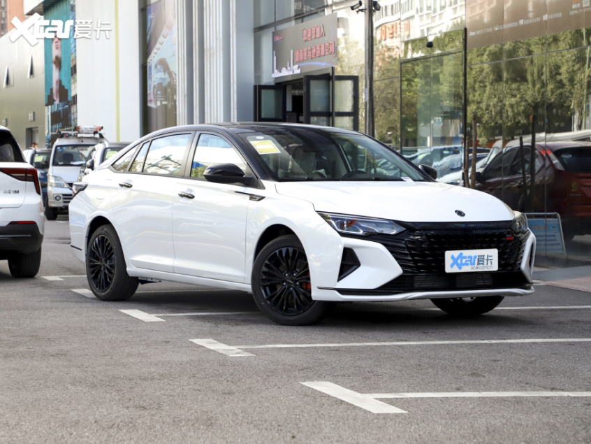 东风乘用车2022款奕炫MAX