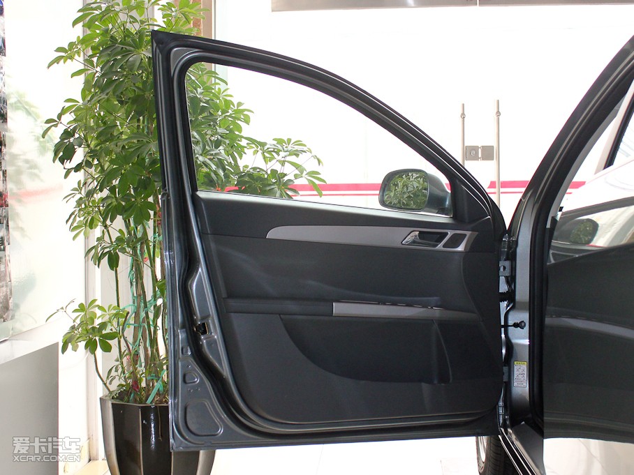 2011H30 1.6L ֶ 