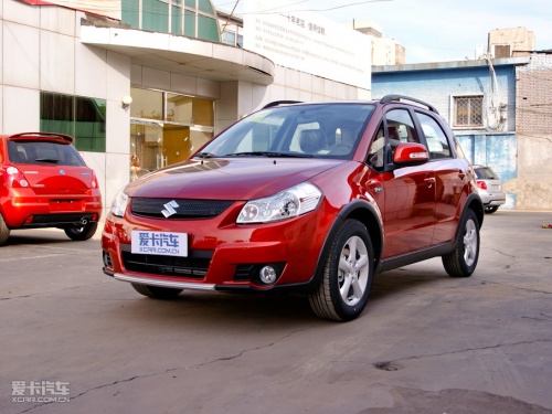 ľ 2011SX4