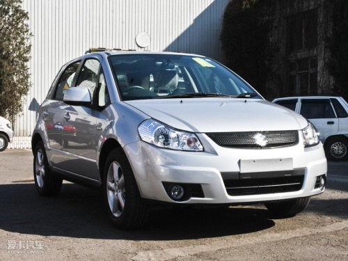 ľ 2011SX4