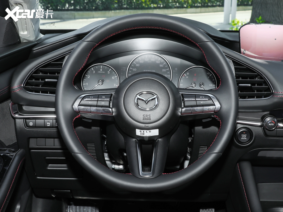 2022款马自达3 昂克赛拉 2.0l 自动质雅版