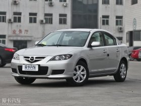 2012Դ3 