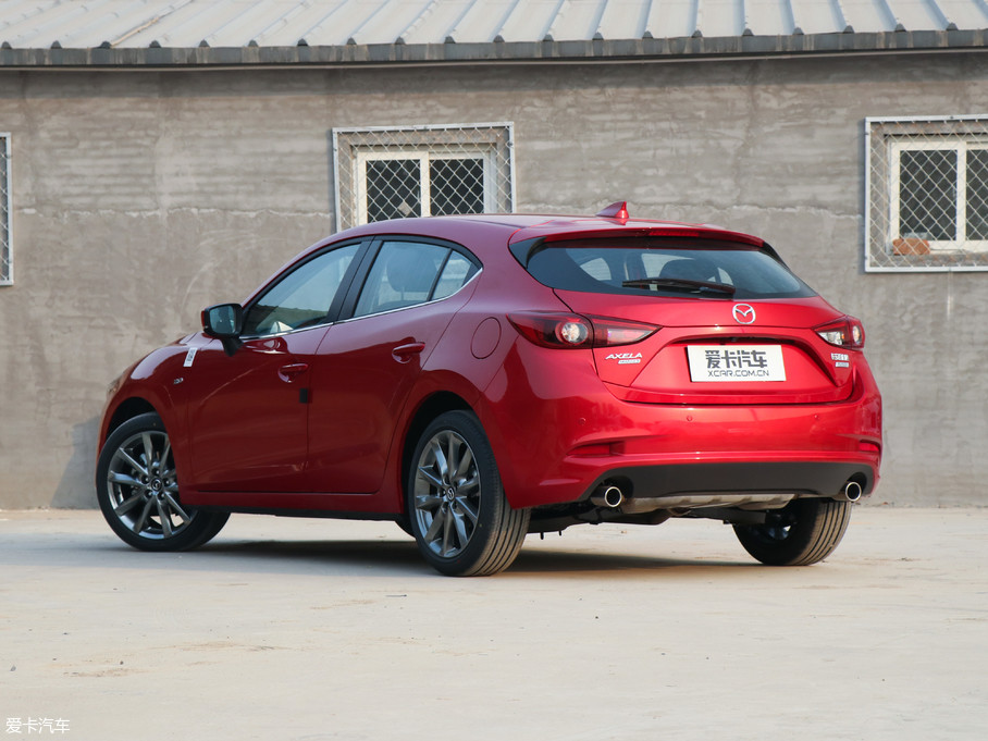 2017款两厢 2.0l 自动豪华型