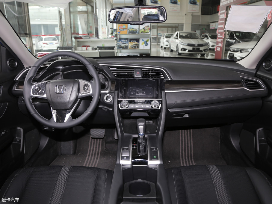 当前位置>爱卡首页>汽车图片>本田>思域>