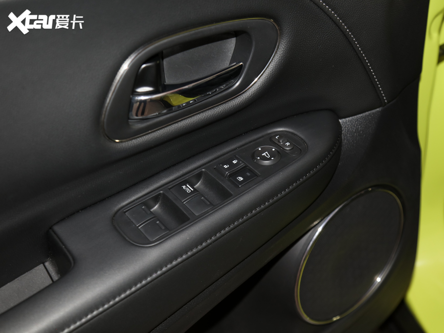 2020XR-V 220 TURBO CVT콢