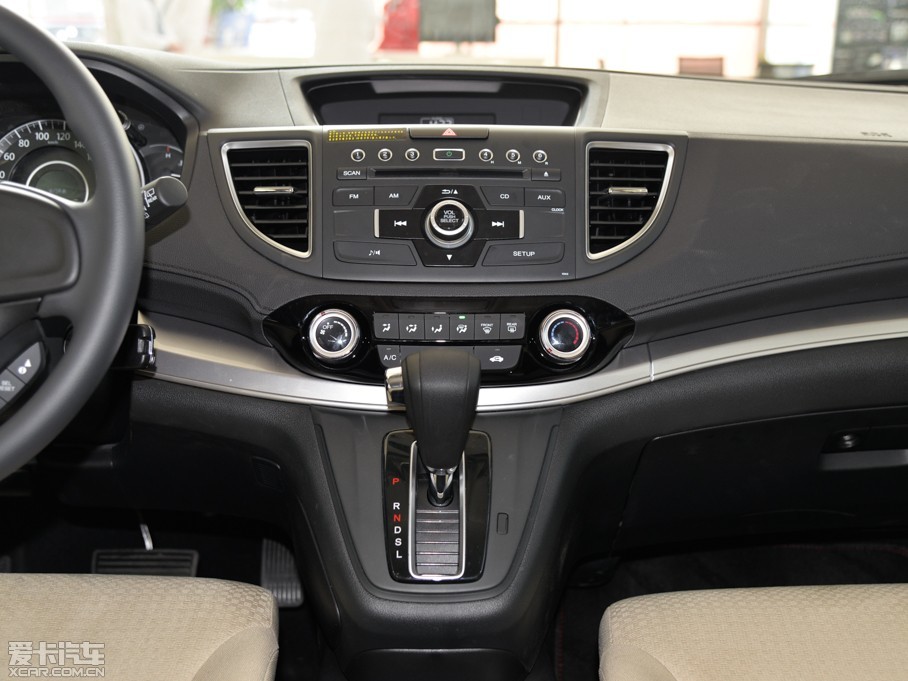 0l 两驱都市版_中控区_2/1377张图片】_汽车图片大全_爱卡汽车