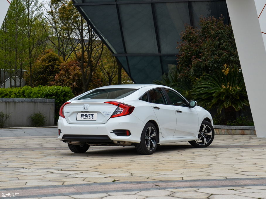 【2016款思域220turbo 自动尊耀版_整体外观_33/565张图片】_汽车图片