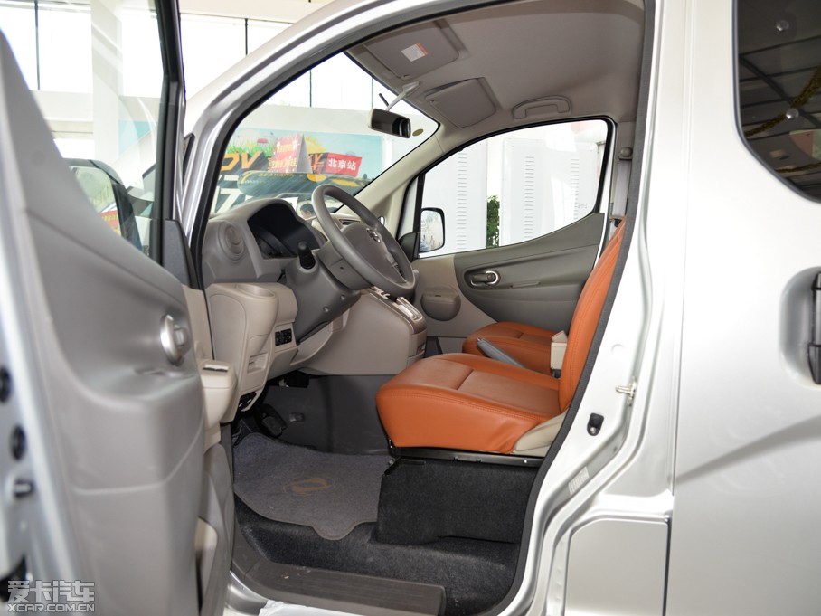 2014ղNV200 1.6L CVT V