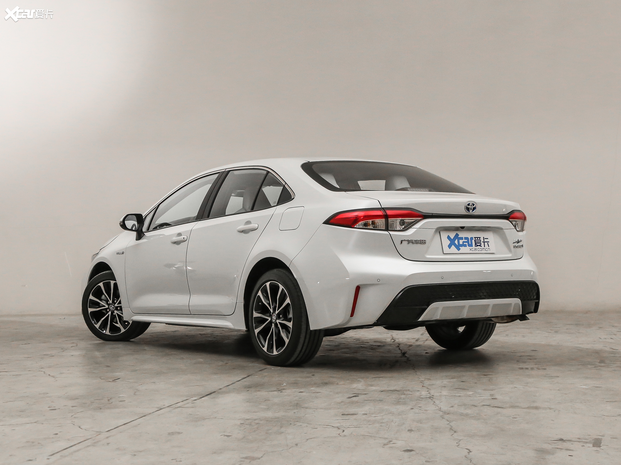 【2021款雷凌 双擎双擎 1.