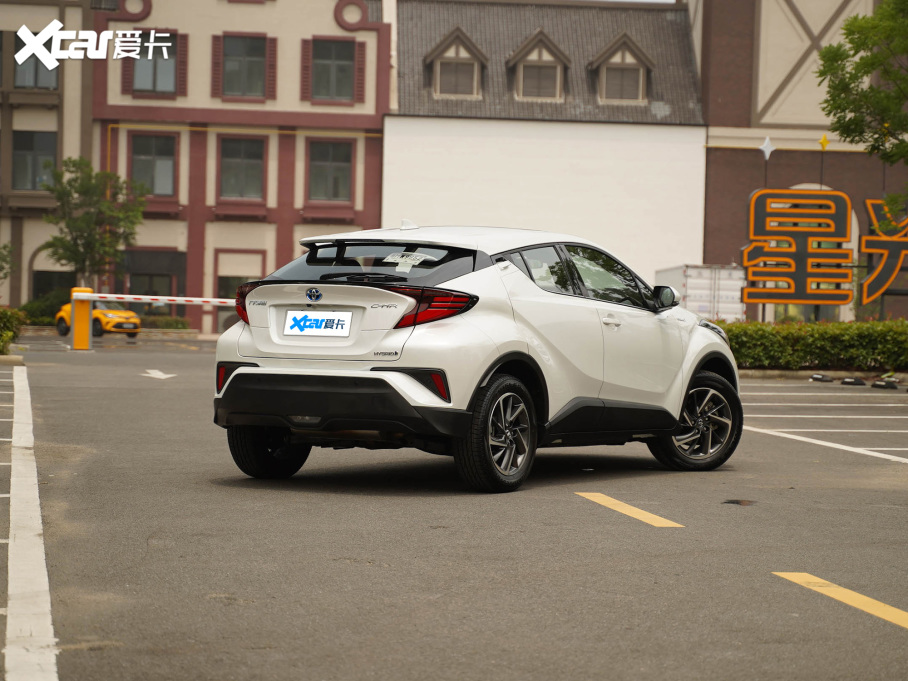 2021C-HR˫ ˫ 2.0L E-CVT