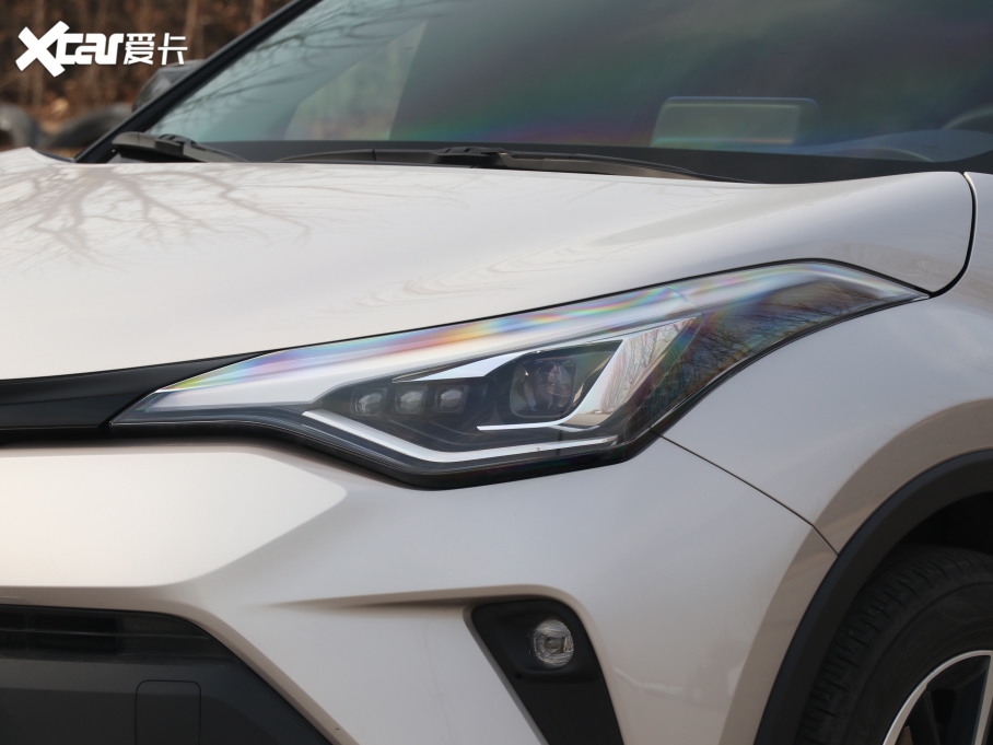 2021C-HR˫ ˫ 2.0L E-CVT