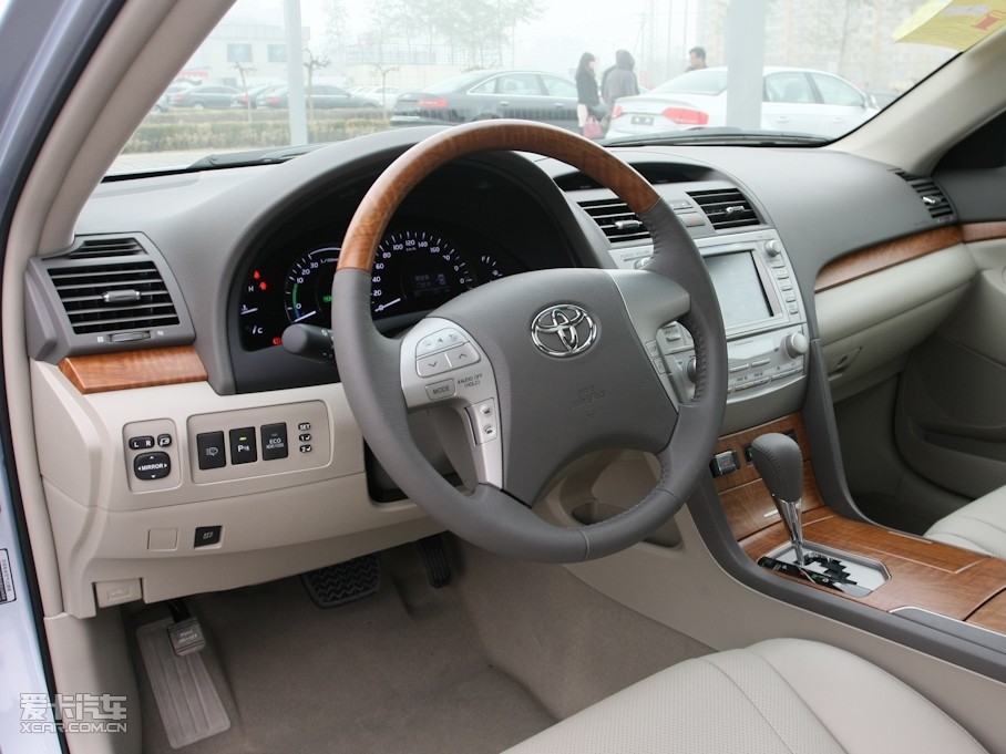 2010款凯美瑞240hv g-book智能领航版