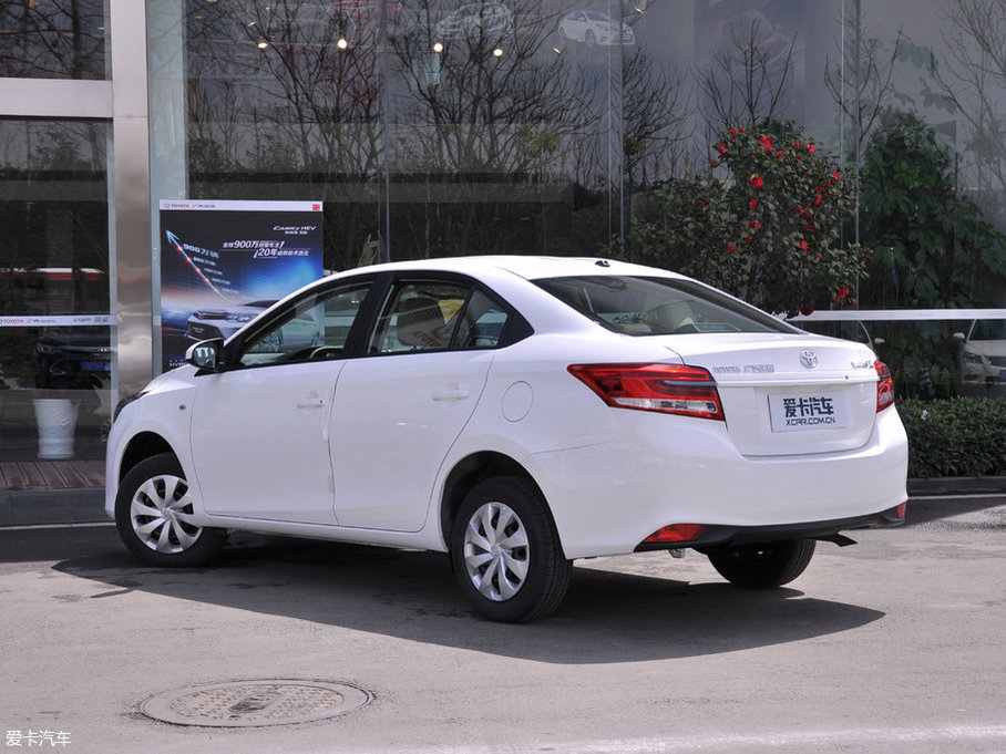 2017YARiS L  1.3E ֶȶ