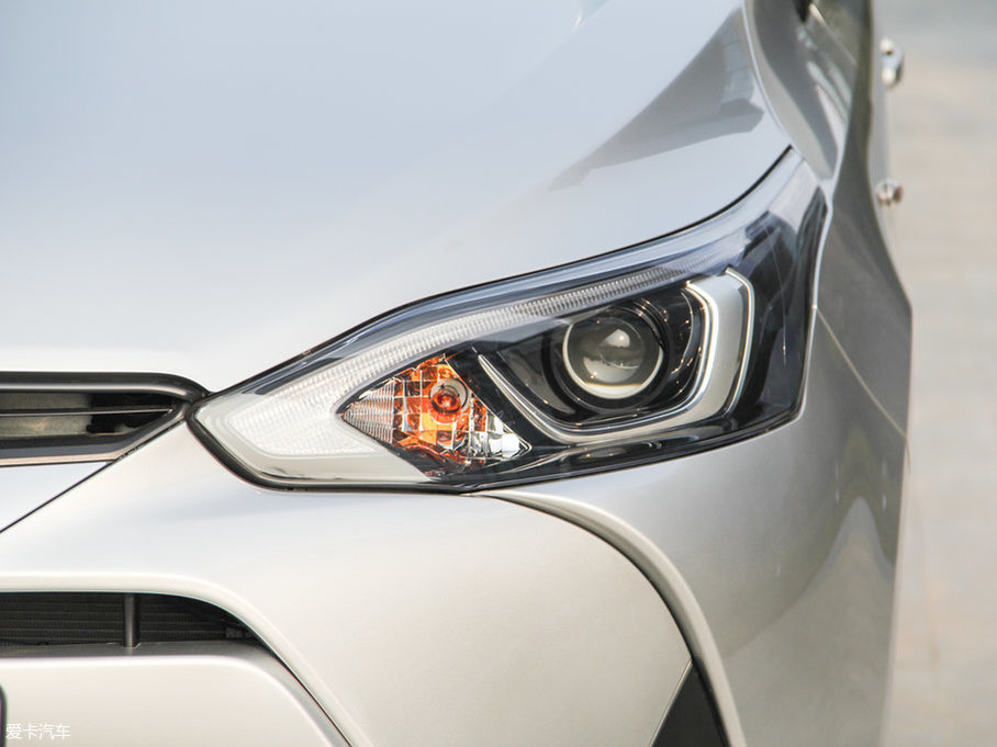 2017YARiS L  1.5GS CVT񶯰