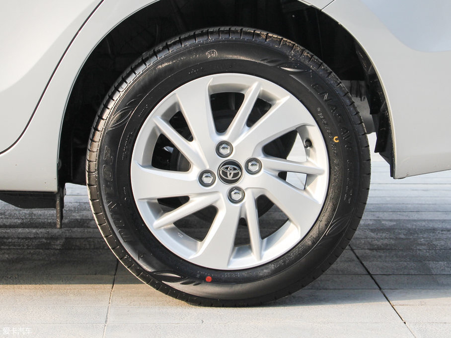 2017YARiS L  1.5GS CVT񶯰