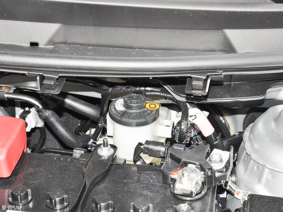2017YARiS L  1.5G CVTŶ